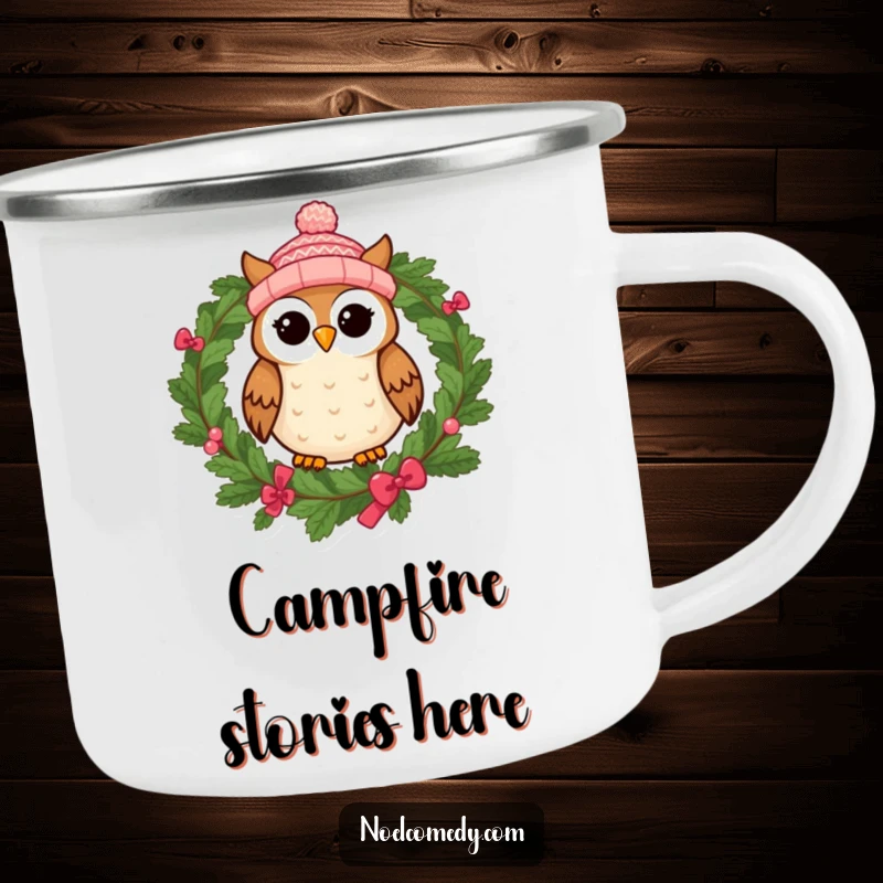 Funny camping mug with a cheerful owl in a knitted cap on a festive wreath, ideal for outdoor enthusiasts.