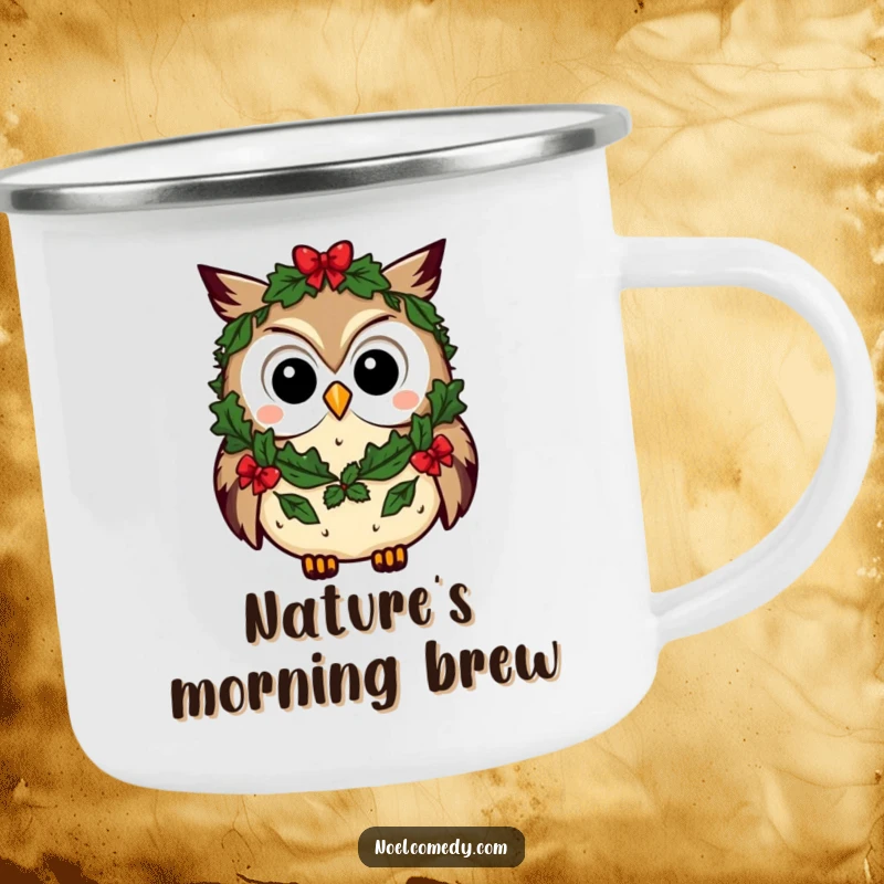Funny owl camping mug with a curious character in a festive wreath, durable for outdoor use and festive enjoyment.